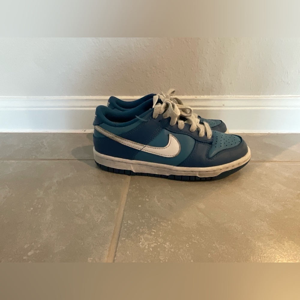 Kid sneakers DUNK LOW GS DARK MARINA BLUE size 4